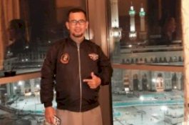 Sedang Umrah, Direktur PT Basmalah Doakan SS-AK Menang dari Masjidilharam