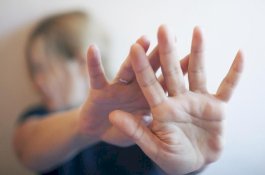 Wanita Ini Potong Penis Ayahnya Pakai Pisau Roti karena Tak Tahan Dilecehkan Bertahun-tahun