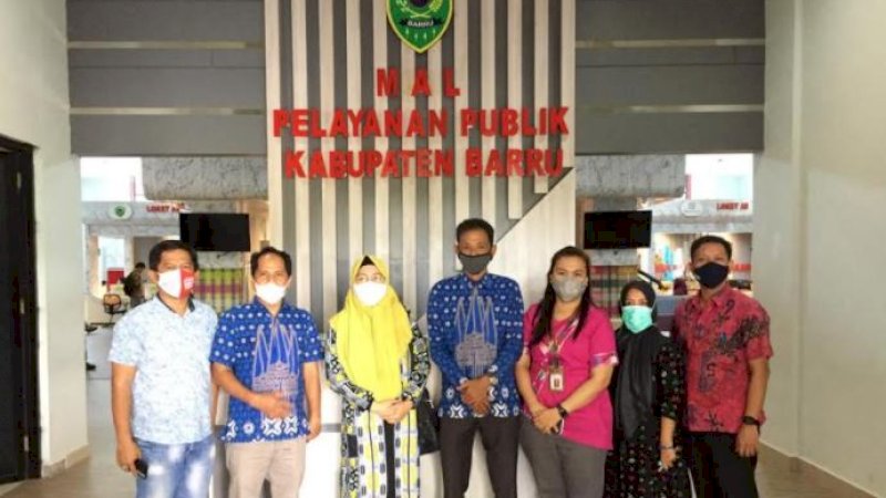 Kepala Dinas DPM, PTSP, dan Tenaga Kerja, Syamsir, menerima kunjungan Pemkot Kendari, Sulawesi Tenggara, Kamis (3/12/2020).