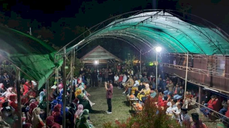 Sulit Dibendung, Warga Lintas Desa Tumpah Jemput Kemenangan TSY-AM di Ballasaraja