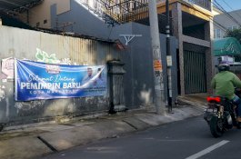 Beredar Spanduk Appi-Rahman “Selamat Datang Pemimpin Baru”, Warga: Jangan Omong Kosong, Ingatki’ Ada Tuhan