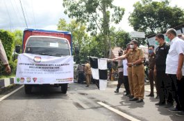 Wabup Nasruddin Lepas Logistik Pilkada Barru