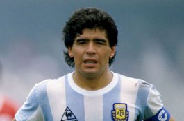 Dianggap Lalai Merawat Maradona hingga Meninggal, 8 Staf Medis Diadili dengan Dakwaan Pembunuhan