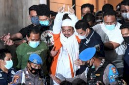 Habib Rizieq Ditahan, Kuasa Hukum akan Ajukan Praperadilan