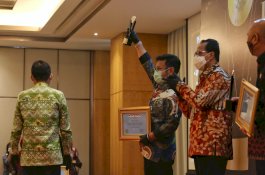 Raih KPPU Award 2020, Mentan SYL Dedikasikan kepada Gubernur, Bupati, dan Jajaran Kementan