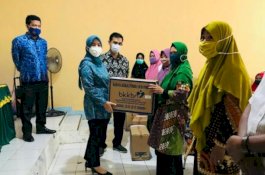 Dinas PPKB Bantaeng Terus Upayakan Penyaluran Sarana Kerja PKB/PLKB dan Kader IMP