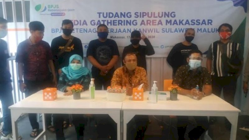 Tidang sipulung media gathering area Makassar oleh Bpjamsostek Wilayah Sulawesi Maluku, Kamis (17/12/2020).