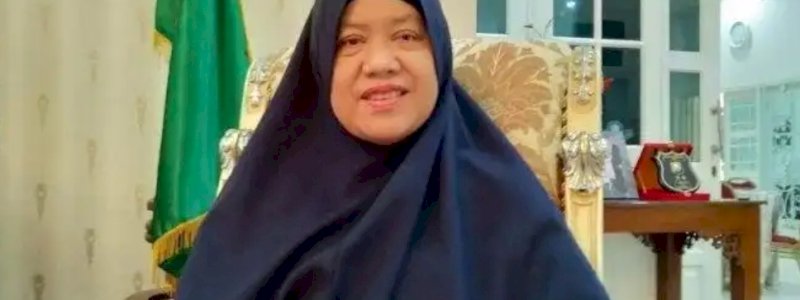 Hasnah Syam Beri Semangat dan Doakan Kesembuhan 2 Remaja Putri Ini di Barru