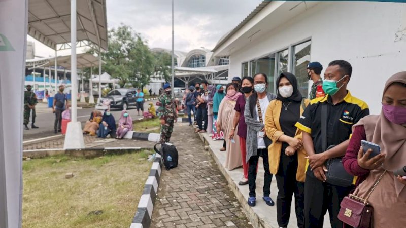 Gratis, Tes Rapid Antigen yang Digelar Pemprov Sulsel di Bandara Sultan Hasanuddin Dipadati Warga