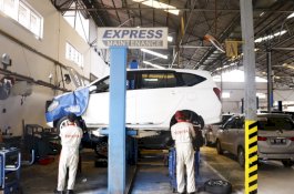 Tetap Siaga di Musim Liburan Natal dan Tahun Baru, Bengkel Kalla Toyota Siapkan Layanan Mobil Mogok
