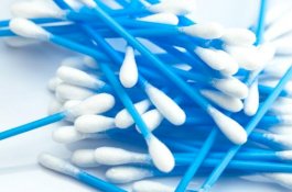 Wanita di Australia Alami Infeksi Otak dan Nyaris Meninggal Gara-gara Pakai Cotton Bud