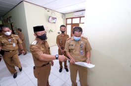 Wakil Bupati Gowa Sidak Kehadiran ASN Pasca Libur Natal
