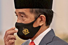 Presiden Jokowi Siap Divaksin Perdana, Permenkes Justru Tentukan Ini yang Pertama