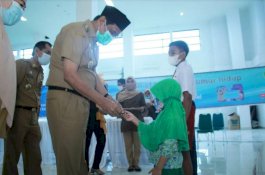 Disdukcapil Barru Luncurkan Kartu Identitas Anak, Terbanyak di Sulsel