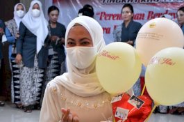 Bupati Luwu Utara Semangati Ibu-ibu di Masa Pandemi Covid-19