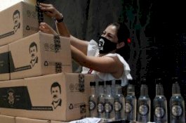 Putri Raja Narkoba Paling Dicari di Dunia Kepergok Bantu Warga Terdampak Covid-19