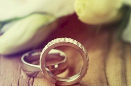 Lamaran Romantis Berujung Bencana, Perempuan Ini Jatuh dari Tebing setelah Bilang 