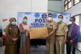 Baru Empat Hari Lalu Sembuh dari Covid-19, Hasnah Syam Kembali Salurkan Bantuan APD ke Barru