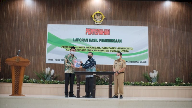 Ketua DPRD Makassar Terima LHP dari BPK 