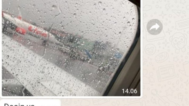 "Hasile Negatif Gale," Indah SMS Ayah lalu Kirim Foto Jendela Pesawat yang Tertutup Hujan