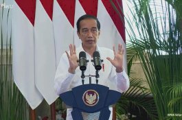 Jokowi Serukan Benci Produk Asing; Pemerintah Datangkan Vaksin dari China, Beras Impor dari Vietnam