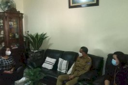 Mata Berkaca-Kaca, Ibunda Ricko Ceritakan Anaknya Punya Tiket NAM Dialihkan ke Sriwijaya