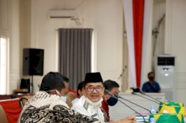 Wali Kota Palopo Ingatkan Camat, Lurah, dan Ketua RW/RT untuk Aktif Berkomunikasi