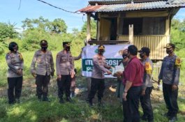 Kapolres Barru Kembali Salurkan Bantuan Beras ke Warga Kurang Mampu
