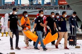 Terungkap Sepasang Kekasih Penumpang Sriwijaya Air Gunakan KTP Orang Lain