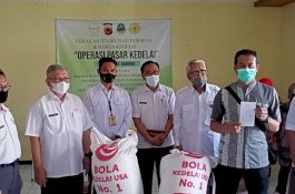 Stabilkan Pasokan dan Harga, Jabar Gencarkan Operasi Pasar Kedelai