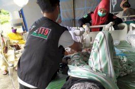 Tiba di Mamuju, Tim Medis PSC Luwu Utara Langsung Operasi Pasien RSUD Sulbar