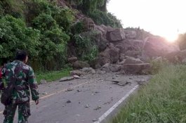 Jalur Majene-Mamuju Sudah Tembus, Kendaraan Logistik Didahulukan Melintas