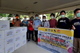 Fakultas Peternakan Unhas Salurkan 500 paket Bakso dan Ayam Palekko ke Sulbar