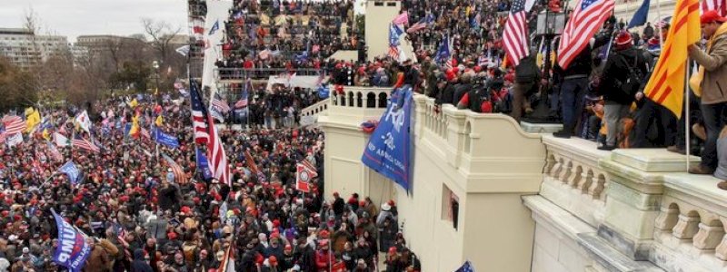 Mayoritas Rakyat AS Ingin Trump Lengser Sebelum Akhir Masa Jabatan