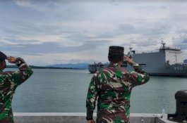 Tiba di Mamuju, Begini Kecanggihan Kapal Rumah Sakit TNI AL KRI dr Suharso-990