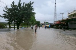 Sudah Jadi Langganan, Jalan Poros Jeneponto-Bantaeng Tergenang Banjir