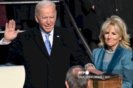 Inilah Alkitab Berusia Ratusan Tahun yang Dipakai Joe Biden saat Pelantikan