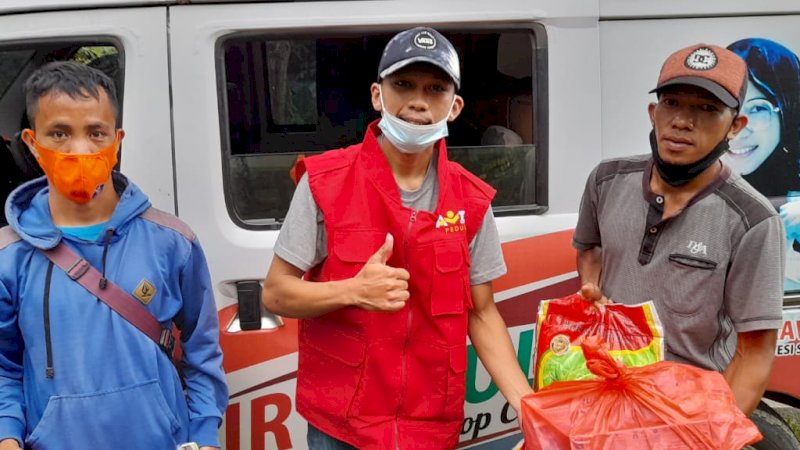 Anir Kirim Logistik untuk Korban Gempa di Malunda
