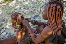 Perempuan Suku Himba Jadi yang Paling Cantik Se-Afrika, Padahal Tidak Pernah Mandi