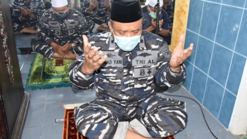 Lantamal VI Makassar Gelar Doa Bersama untuk Para Korban Bencana dan Relawan yang Bertugas