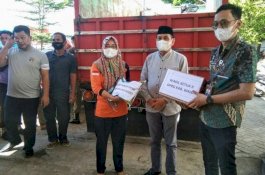 Peduli Korban Bencana Alam Sulbar, DPRD Wajo Salurkan Bantuan Melalui BPBD Wajo