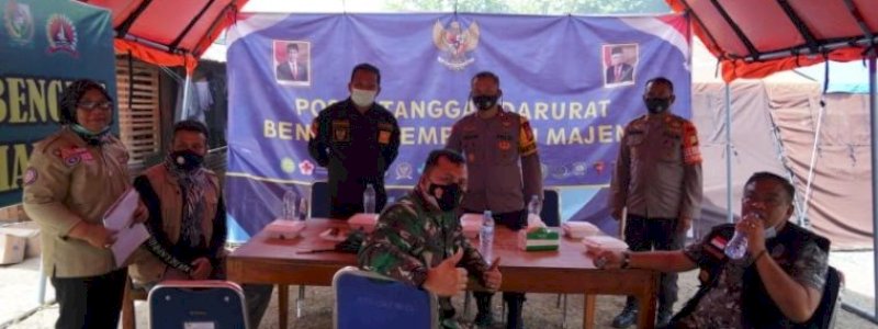 Satbrimob Polda Sulsel Buka Dapur Umum untuk Korban Gempa, Bupati Bone Suplai Kebutuhan Logistik