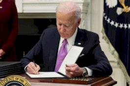 Biden Cabut Larangan Trump terhadap Orang Transgender di Militer