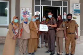 Disdukcapil Jeneponto Salurkan Bantuan Korban Gempa Sulbar