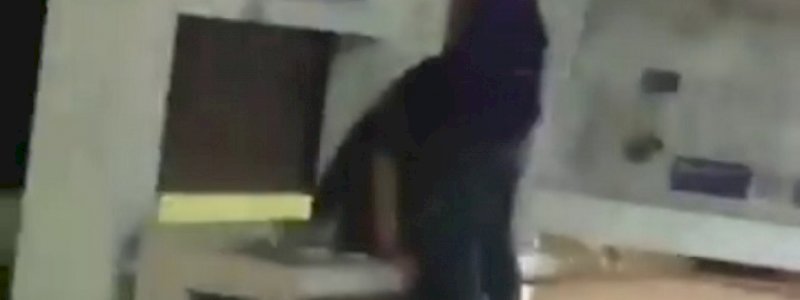 Wanita yang Oral Seks di Halte Jakarta Tak Bisa Sebut Identitas Pasangan, Polisi Periksa Kondisi Kejiwaan