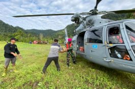 Krisis Pangan di Daerah Terisolasi Gempa Sulbar, Helikopter TNI AL Kirim Bantuan 4 Sortie per Hari