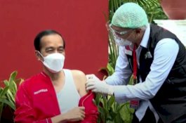 Bukan April, Jokowi Sebut Masyarakat Umum Mulai Divaksin COVID-19 Pertengahan Februari