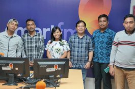 Mahasiswa Pascasarja Unifa Pra Seminar Media Mainstream vs Media Sosial