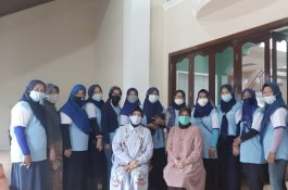 Indira Jusuf Ismail Inisiasi Gerakan Berbagi & Kampanye Protokol Covid-19