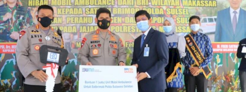 Polda Sulsel Terima Hibah 1 Unit Mobil Ambulans dari BRI